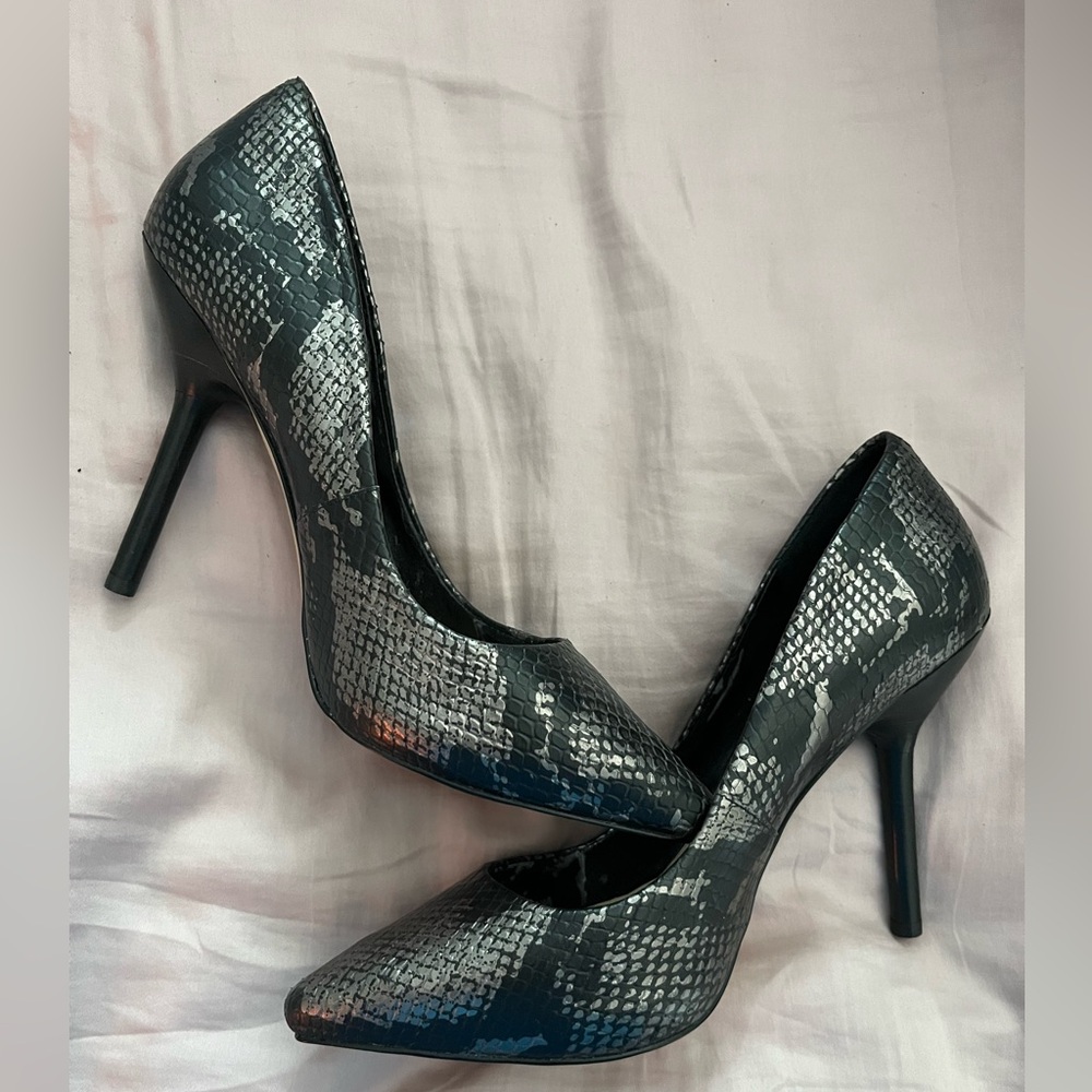 VIA SPIGA | MIA Granite Python Leather Designer Pointed Heels Pumps | Size 8